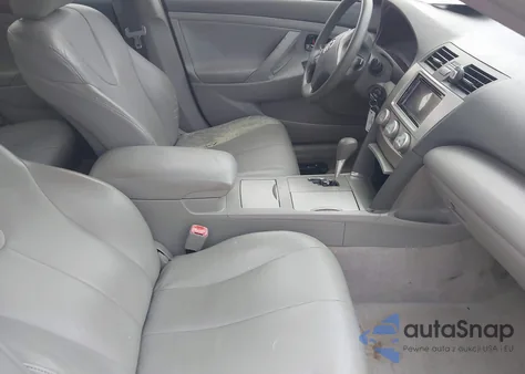 2011 Toyota Camry Le z USA, uszkodzony, nr VIN 4T1BF3EK3BU154938